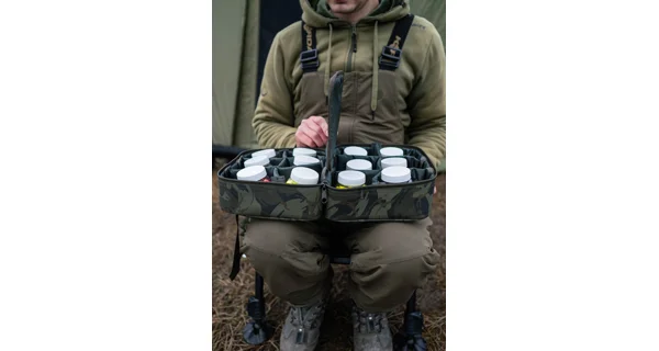 GIANTS FISHING - Puzdro na nástrahy Hookbait Bag