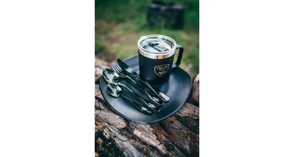 GIANTS FISHING - Set Panvica na varenie Eazi Pan Medium + Nerezový thermo hrnček 400 ml