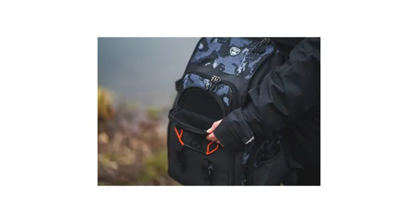 GIANTS FISHING - Vláčací batoh Spinning Rucksack Deluxe