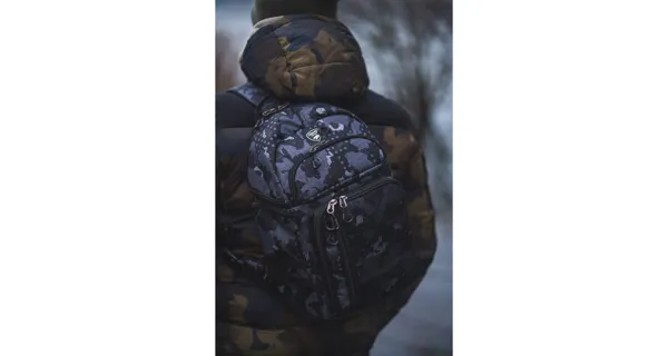 GIANTS FISHING - Vláčací batoh Spinning Sling Bag