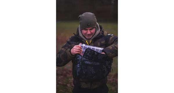 GIANTS FISHING - Vláčací batoh Spinning Sling Bag + Vláčacia taška Compact