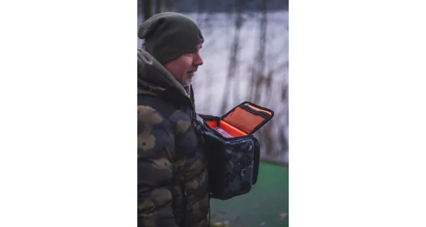 GIANTS FISHING - Vláčací batoh Spinning Sling Bag + Vláčacia taška Compact