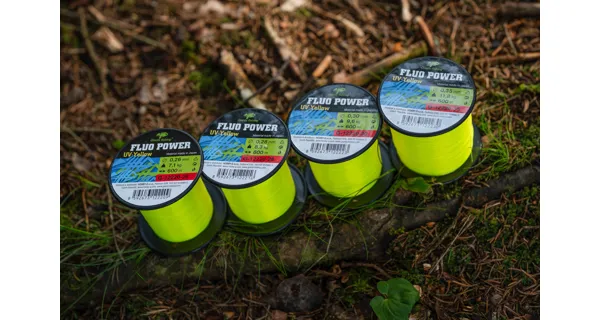 GIANTS FISHING - Vlasec Fluo Power UV-Yellow 0,28 mm 8,3 kg 600 m