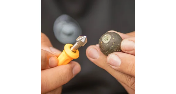 GIANTS FISHING - Vrtáčik na boilies Snowman Rig Drill Bore Tool