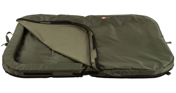 JRC - Podložka pod ryby Defender Beanie Mat