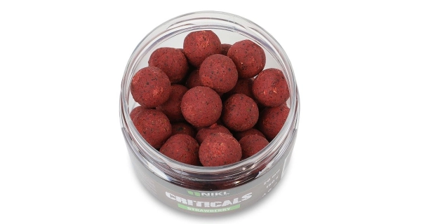 KAREL NIKL - Boilie Criticals Strawberry 20 mm 250 ml