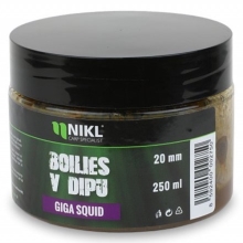KAREL NIKL - Boilies v dipe Giga Squid 20 mm 250 g