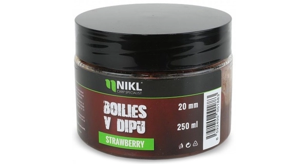 KAREL NIKL - Boilies v dipe Strawberry 24 mm 250 g