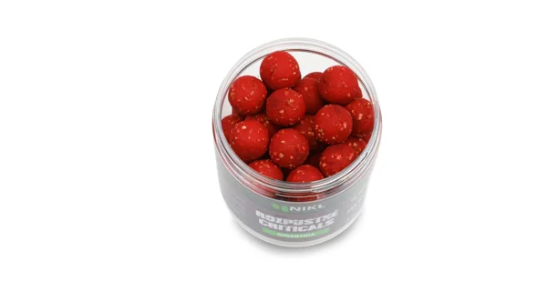 KAREL NIKL - Rozpustné Criticals boilie Gigantica 18 mm 250 ml
