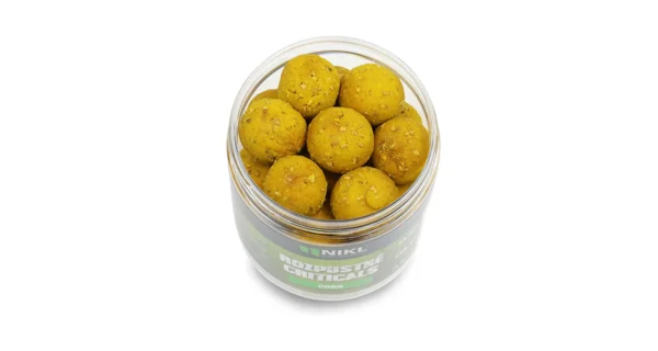 KAREL NIKL - Rozpustné Criticals boilies Corn 24 mm 250 ml