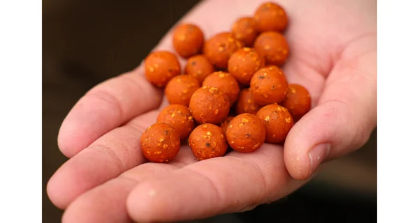 KAREL NIKL - Rozpustné Criticals boilies Devill Krill 24 mm 250 ml