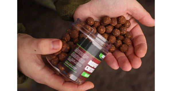 KAREL NIKL - Rozpustné Criticals boilies Kill Krill 24 mm 250 ml