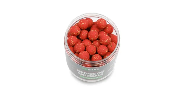 KAREL NIKL - Rozpustné Criticals boilies Strawberry 14 mm 250 ml