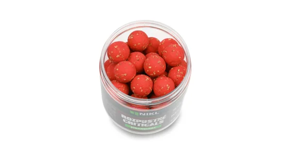 KAREL NIKL - Rozpustné Criticals boilies Strawberry 18 mm 250 ml