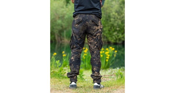 KORDA - Nohavice Original Kombats Dark Kamo veľ. M