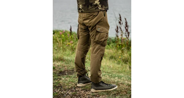 KORDA - Nohavice Original Kombats Military Olive veľ. L