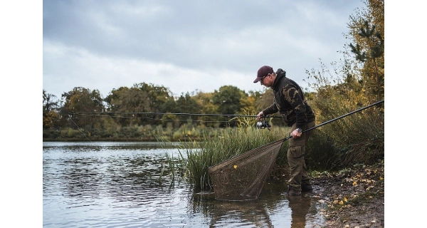 KORDA - Podberák Spring Bow Landing Net 50"