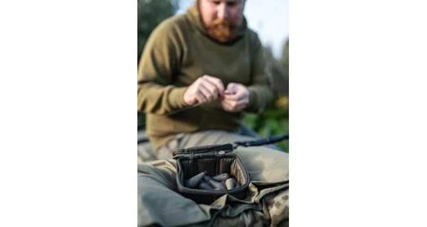 KORDA - Puzdro Compac 100 Tackle Pouch Dark Kamo