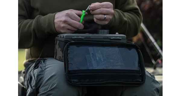 KORDA - Puzdro Compac 140 Tackle Pouch Dark Kamo