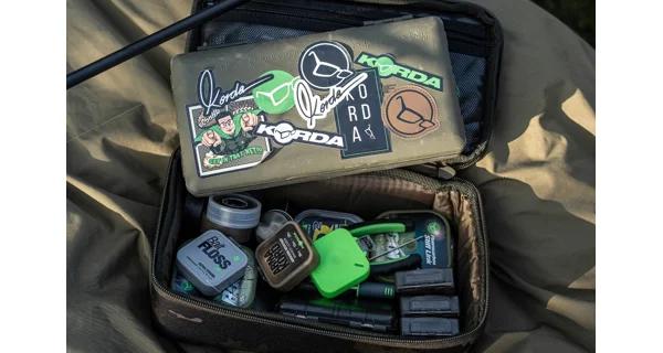 KORDA - Puzdro Compac 140 Tackle Pouch Dark Kamo