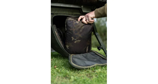 KORDA - Puzdro Compac 200 Tackle Pouch Dark Kamo