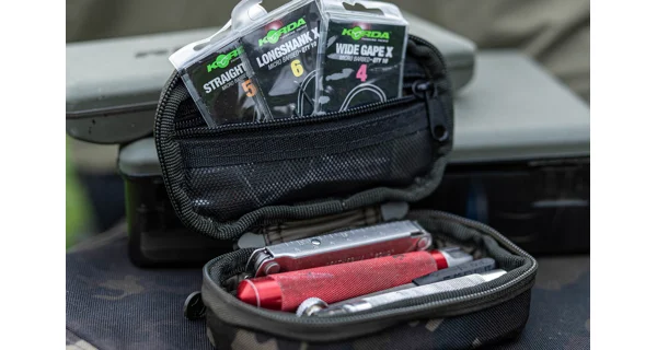 KORDA - Puzdro Compac 70 Tackle Pouch Dark Kamo