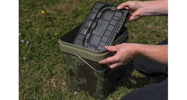 KORDA - Stolík na vedro Bucket Table