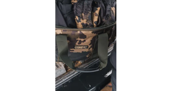 KORDA - Taška Compac Utility Bag Large Dark Kamo