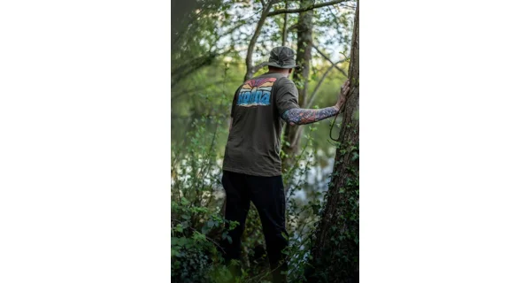 KORDA - Tričko Dawn Vibes Tee Dark Olive veľ. L