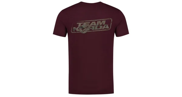 KORDA - Tričko TK Digi Kamo Tee Burgundy veľ. 2XL
