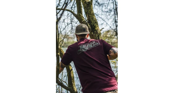 KORDA - Tričko TK Digi Kamo Tee Burgundy veľ. L