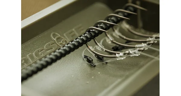 KORDA - Zásobník na náväzce Large Rig Safe