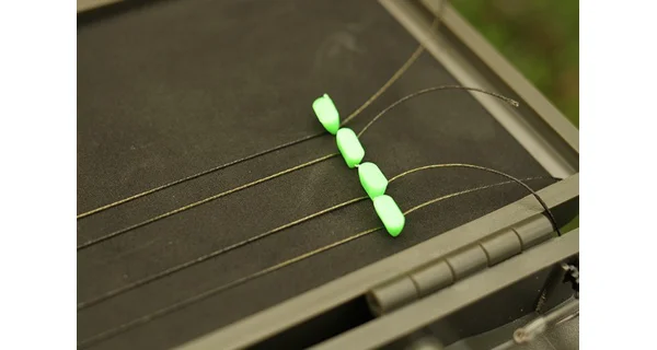 KORDA - Zásobník na náväzce Large Rig Safe