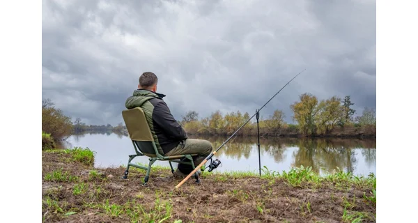 KORUM - Kreslo Classic Specialist Chair