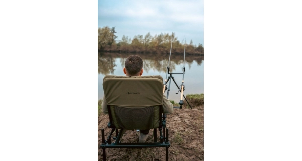 KORUM - Kreslo Supa Lite Stretch Feeder Chair S23