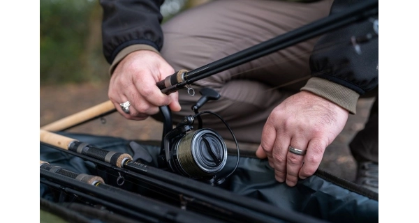 KORUM - Obal na prúty Progress Folding Holdall 3 Rod 196 cm