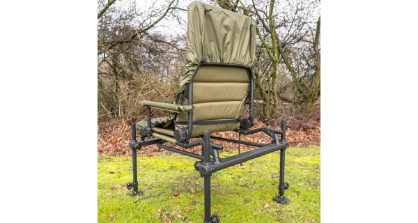 KORUM - Prikrývka na kreslá Universal Waterproof Chair Cover