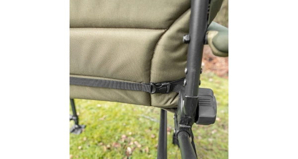 KORUM - Prikrývka na kreslá Universal Waterproof Chair Cover