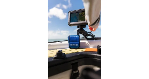 LOWRANCE - Echolot Eagle 5 so sondou SplitShot HD