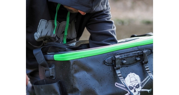 MADCAT - Skladací vedierko Foldable Live Bait Bucket 50 l