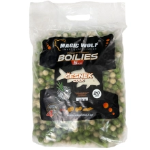 MAGIC WOLF - Kŕmne Boilie 5 kg 20 mm Cesnak