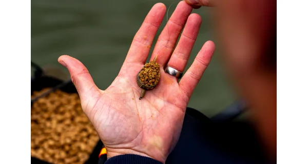 MAINLINE - Pelety SK8 Pellet 8 mm 1 kg