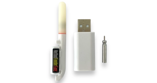 METHOD FEEDER FANS - Svetlo na špičku Smart Bite Light Zelená