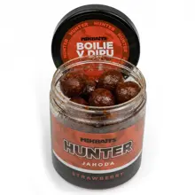 MIKBAITS - Boilie v dipe Hunter 20 mm 250 ml Jahoda