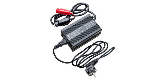 MIVARDI - Batéria M-cell 12v 50 Ah + 10 a nabíjačka