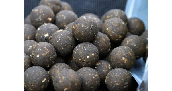 MIVARDI - Boilies Rapid Excellent Monster Crab 20 mm 950 g