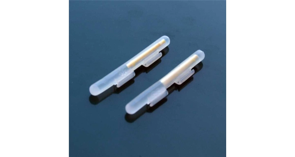 MIVARDI - Chemické svetlo Clip On - s 1,5 - 1,9 mm 2 ks