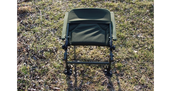 MIVARDI - Kreslo CamoCODE Arm