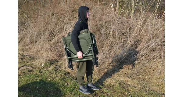 MIVARDI - Kreslo CamoCODE Arm + Transportná taška