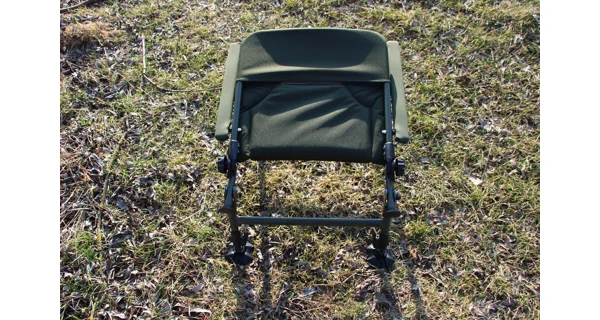 MIVARDI - Kreslo CamoCODE Arm + Transportná taška